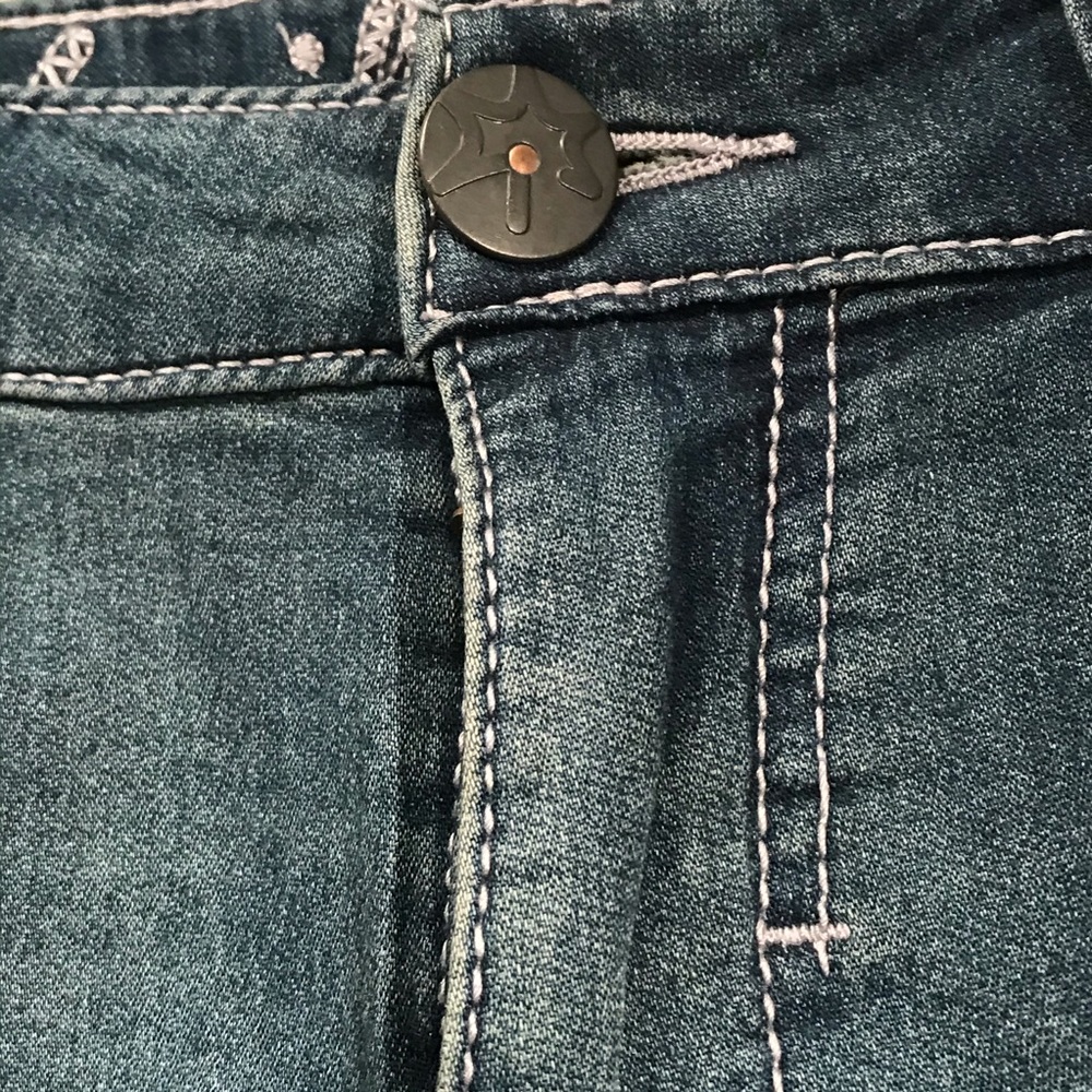 Vanilla Star Blue Jeans Shorts - Picture 9 of 9